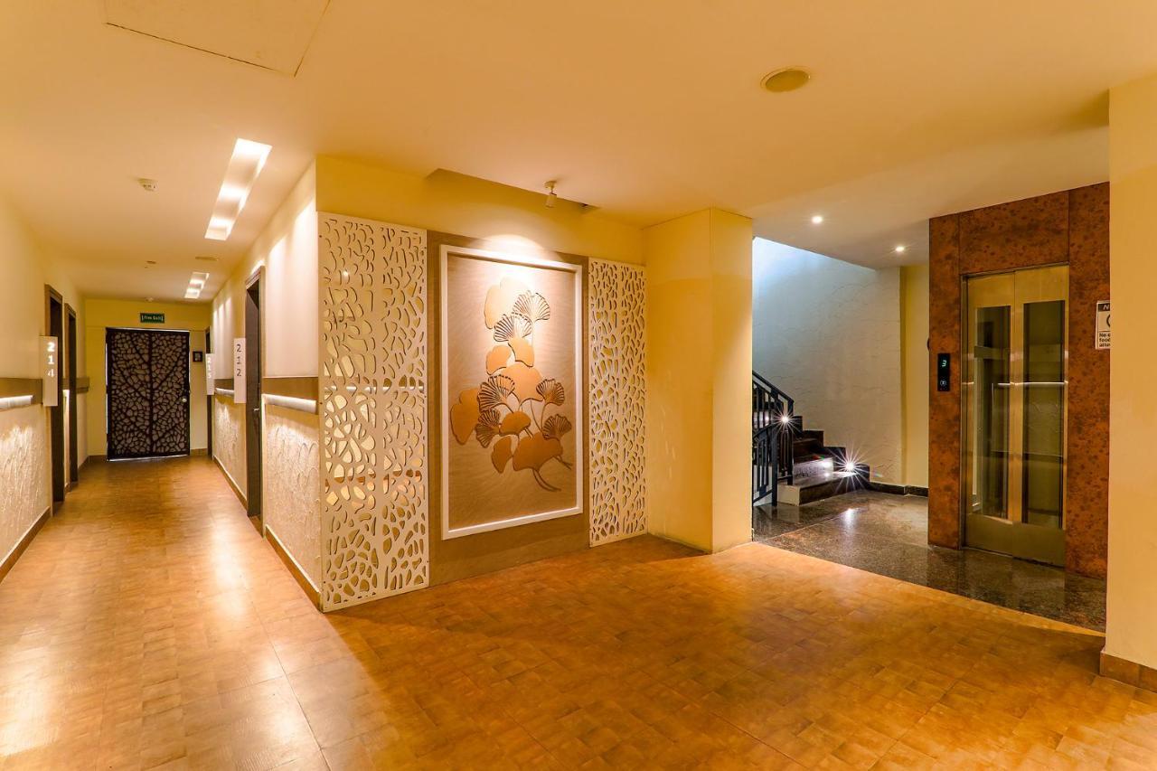 Townhouse Geetraj Near Shalimar Gateway Lucknow Hotel ภายนอก รูปภาพ
